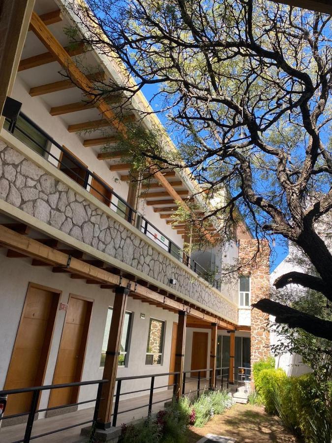 Hotel La Cuesta Toscana Bernal Eksteriør billede