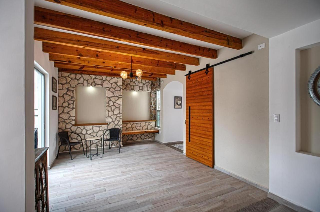 Hotel La Cuesta Toscana Bernal Eksteriør billede